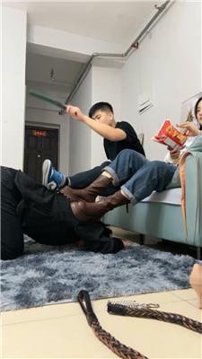 【网盘】【萝卜俱乐部】家奴生活化伺候夫妻主 JS241108-9