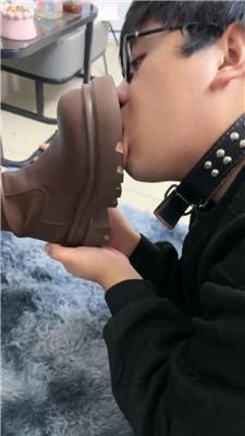 【网盘】【萝卜俱乐部】家奴生活化伺候夫妻主 JS241108-9