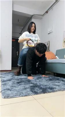 【网盘】【萝卜俱乐部】家奴生活化伺候夫妻主 JS241108-9