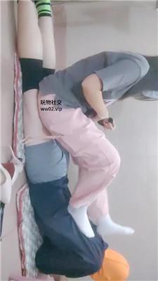 【网盘】【奇了怪了】白袜踩虐/鞭打/坐脸窒息 JS241108-16
