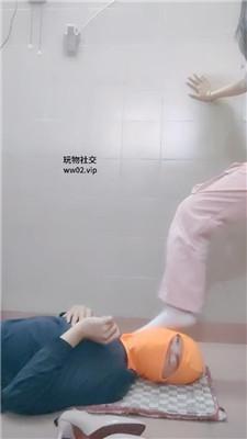 【网盘】【奇了怪了】白袜踩虐/鞭打/坐脸窒息 JS241108-16