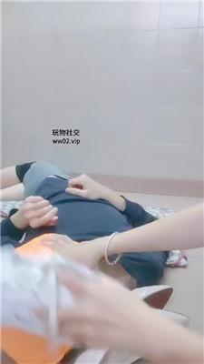 【网盘】【奇了怪了】白袜踩虐/鞭打/坐脸窒息 JS241108-16