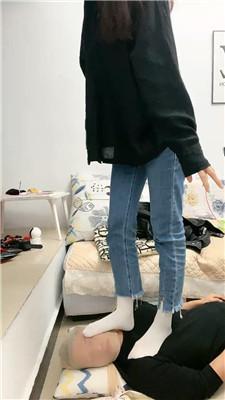 【网盘】【佳佳】组装狗笼奖励粉鞋白袜踩踏 JS241108-22