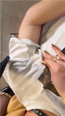 【网盘】【了了的】掐乳坐脸窒息/肉丝脚踩虐/喝洗脚奶 bf46789