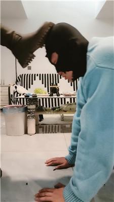 【网盘】【芮兮夫妻】舌头鞋刷/靴子黑丝脚插嘴 JS241108-1