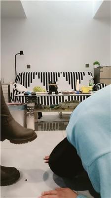 【网盘】【芮兮夫妻】舌头鞋刷/靴子黑丝脚插嘴 JS241108-1