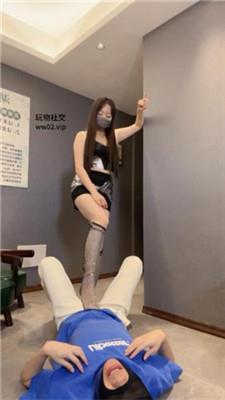 【网盘】【狗哥】高跟长靴踩踏/清理脏鞋/赏赐圣水 bf46752