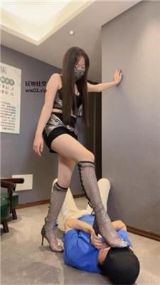 【网盘】【狗哥】高跟长靴踩踏/清理脏鞋/赏赐圣水 bf46752