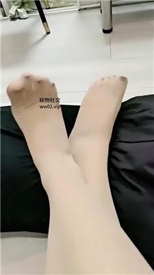 【网盘】【梦中女王】肉丝脚踢裆踩虐 bf46806