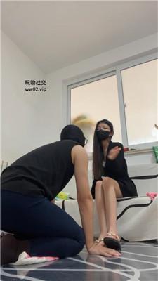 【网盘】【梓晨大大】御姐S-玉足诱惑/脚下踩踏喂食 JS241109-16