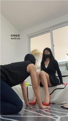 【网盘】【梓晨大大】御姐S-玉足诱惑/脚下踩踏喂食 JS241109-16