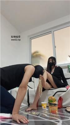 【网盘】【梓晨大大】御姐S-玉足诱惑/脚下踩踏喂食 JS241109-16