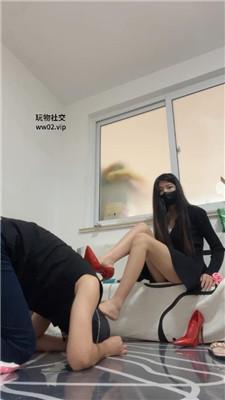 【网盘】【梓晨大大】御姐S-玉足诱惑/脚下踩踏喂食 JS241109-16