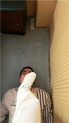 【网盘】【刘二狗】开发站街女小白鞋短丝虐 JS241110-16