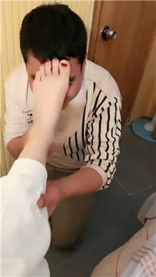 【网盘】【刘二狗】开发站街女小白鞋短丝虐 JS241110-16