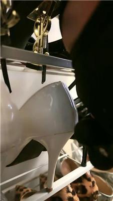 【网盘】【傲雪】马术训练-高跟长靴玩虐/喂口水 bf46852