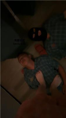 【网盘】【子熙大人】按摩店双奴舔技师的脚/奴下奴 JS241112-25