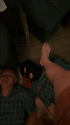 【网盘】【子熙大人】按摩店双奴舔技师的脚/奴下奴 JS241112-25