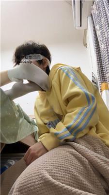 【网盘】【cc大人】羞涩舔素人的臭脚丫 JS241112-27