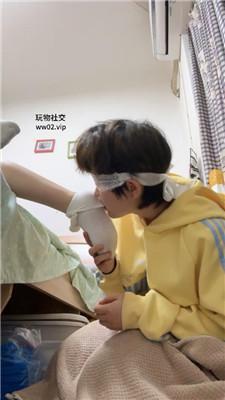 【网盘】【cc大人】羞涩舔素人的臭脚丫 JS241112-27