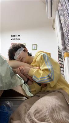 【网盘】【cc大人】羞涩舔素人的臭脚丫 JS241112-27