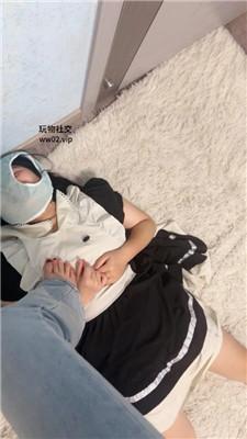 【网盘】【小凤梨】下贱闺蜜内裤套头伺候 JS241112-31