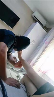 【网盘】【魅尊女皇】寂寞少妇调邻居-高跟玉足虐 JS241112-35