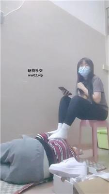 【网盘】【奇了怪了】鞭打/运动白袜踩虐 JS241112-52