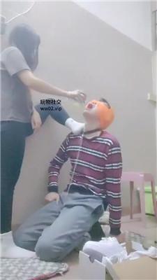 【网盘】【奇了怪了】鞭打/运动白袜踩虐 JS241112-52