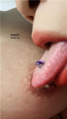 【网盘】【Qi7】精神小妹虐乳专场 bf49950