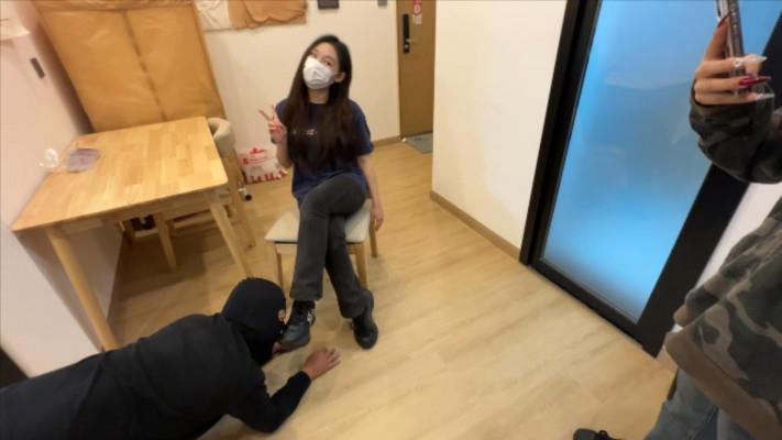 【爱秀套图】【209宿舍】宿舍三人假期在狗子身上拍照 YC-241106-4
