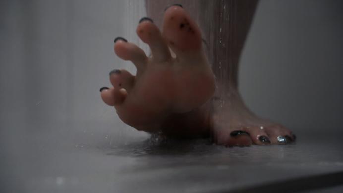 【爱秀套图】【呼呼觉】呼呼的剪辑日 ACYC-3919