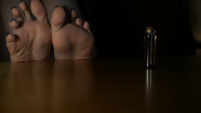 【爱秀套图】【呼呼觉】呼呼的剪辑日 ACYC-3919