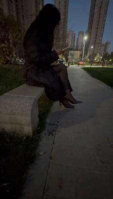 【爱秀套图】【国产短剧】西北傻子与美少妇的故事1 JS241112-55