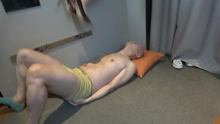 【爱秀套图】【领主老大】高跟重度踩乳，踩肚脐，暴踩肚子 YC-241117-6