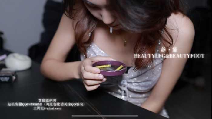【爱秀套图】【绝·黛】素人口水裸足 GD009 YC-241122-6