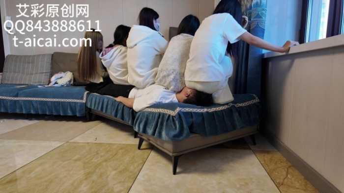【爱秀套图】『chnnsct1818』女生们的“大玩具”！ YC-241130-7