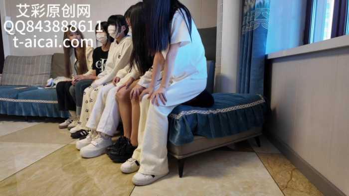 【爱秀套图】『chnnsct1818』女生们的“大玩具”！ YC-241130-7