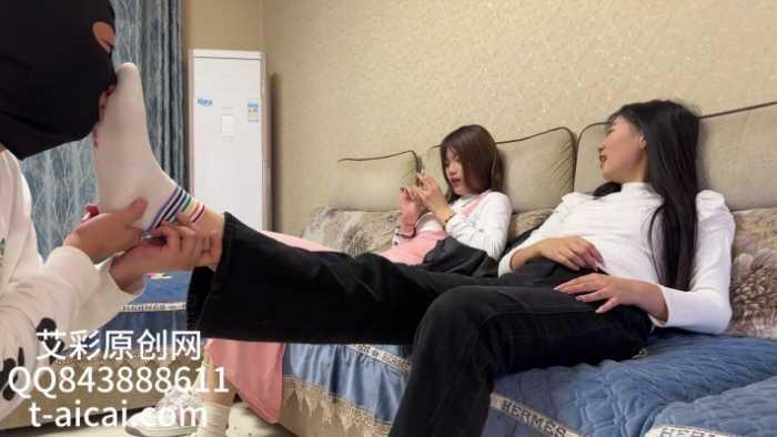 【爱秀套图】『chnnsct1818』带闺蜜素人模特女生体验私奴 BPYC-241130-6