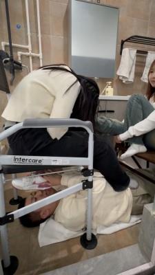 【爱秀套图】精神小妹 女神开发女奴玩奴下奴直接圣水 JS241204~2