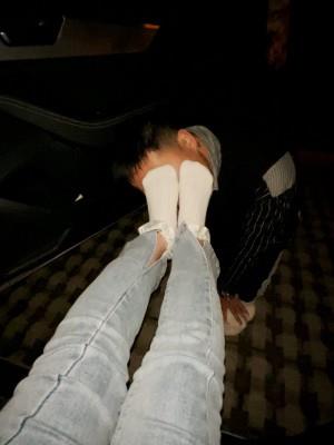 【爱秀套图】【第5风格】00后车外调教奴隶 YC-241202