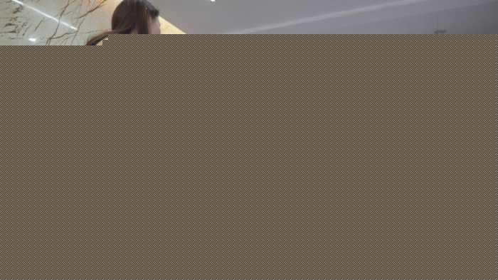 【爱秀套图】三S踹头强制吸原味臭袜子抵痛 全程不停歇轮换全体重踩头！ YC-241213