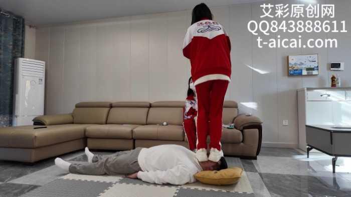 【爱秀套图】『chnnsct1818』初三女学霸虐奴 YC-241214-3