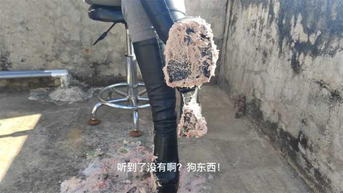 【爱秀套图】大美暗黑萝莉主 黑长靴踩蛋糕（送1分钟の鞋底展示+语言羞辱） YC-250103-3