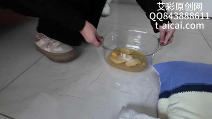 【爱秀套图】『chnnsct1818』践踏贱狗一周食物并暴揍它 YC-250105-4
