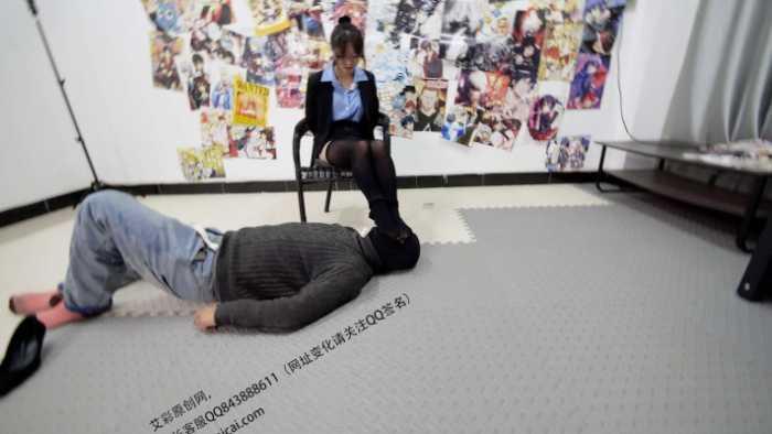 【爱秀套图】【第5风格】女职员下班被老板捆绑强制舔脚 YC-250114-6