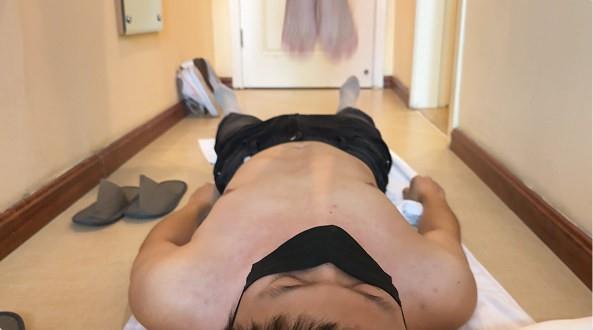 【爱秀套图】【素人音乐系女大】裸足跳踩 YC-250126-4