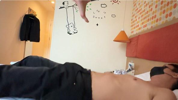 【爱秀套图】【素人音乐系女大】真人软腹蹦床 YC-250126-5