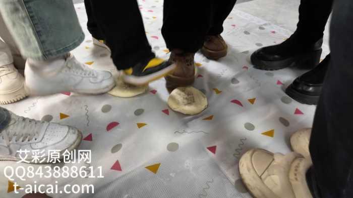 【爱秀套图】『chnnsct1818』脏黑馒头混合圣水喂食贱狗 YC-250129-6