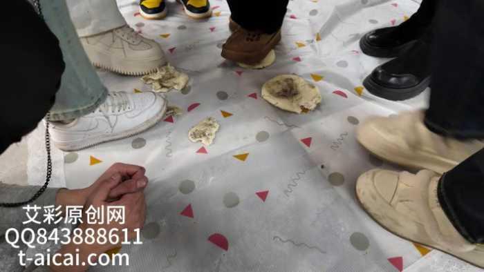 【爱秀套图】『chnnsct1818』脏黑馒头混合圣水喂食贱狗 YC-250129-6